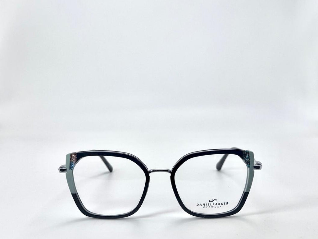 DANIEL PAKER-W56103