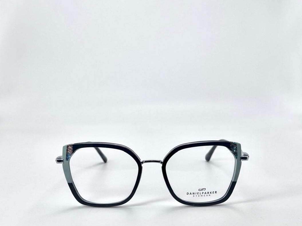 DANIEL PAKER-W56103