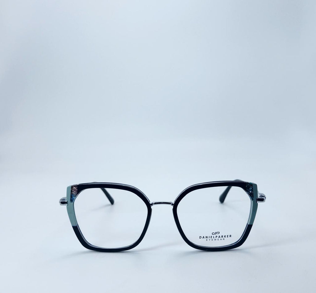 DANIEL PAKER-W56103